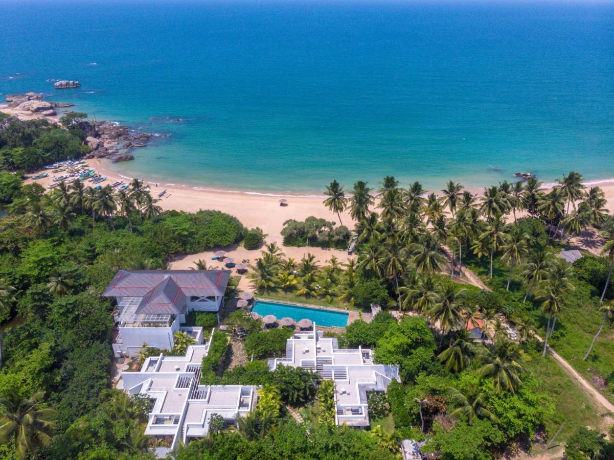 Aavya Cove Villas – Beachfront Stay, Balapitiya